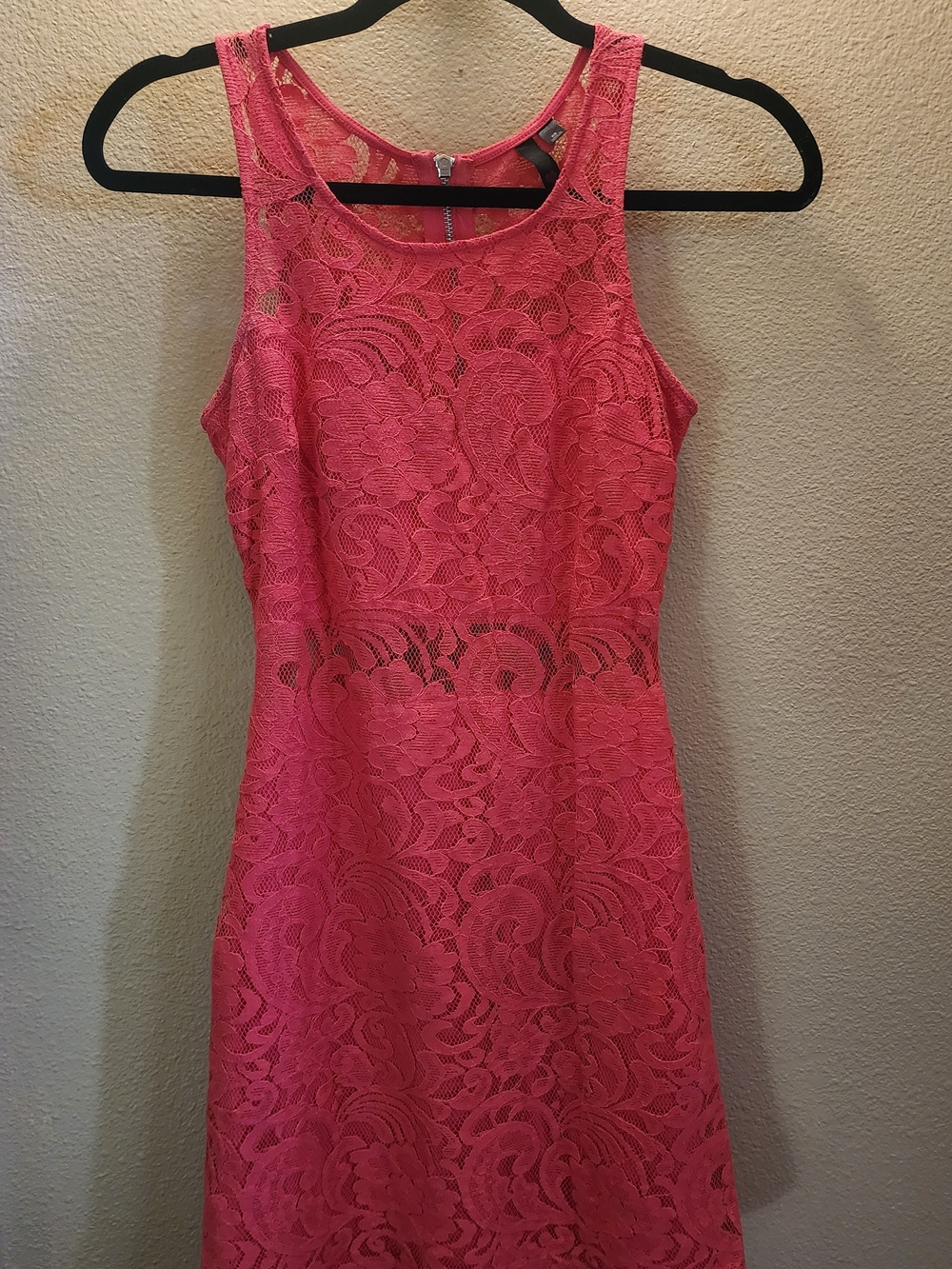 Sleeveless Pink Lace Sheath Dress